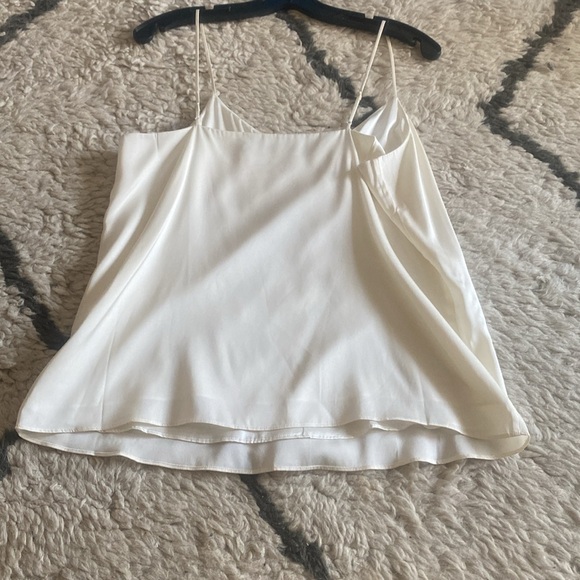 Quince Ivory Washable Stretch Silk V-Neck Cami Medium - Never worn - Picture 4 of 10